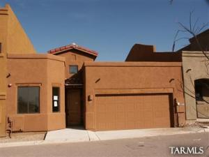 37 S Crown Plaza  Vail Arizona 85641