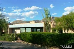 6560 N Altos Tercero  Tucson Arizona 85718