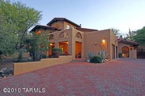 9665 N Calle El Milagro  Oro Valley Arizona 85737