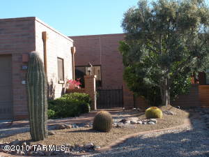 3762 S Via Del Reyecuelo  Green Valley Arizona 85622