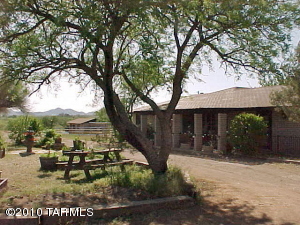 15750 W Hardscrabble  Arivaca Arizona 85601