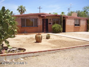 2556 N Tyndall  Tucson Arizona 85719