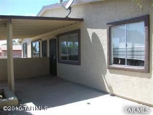 409 E Thoroughbred  Tucson Arizona 85706