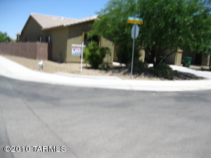 7136 W Amber Burst  Tucson Arizona 85743