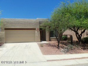 841 N Promontory  Tucson Arizona 85748