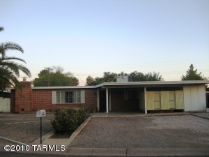 6966 E Calle Canis  Tucson Arizona 85710
