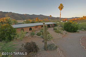 5441 E Camino Bosque  Tucson Arizona 85718