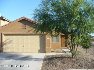 397 W Amber Hawk  Green Valley Arizona 85614