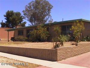 9712 E Stella  Tucson Arizona 85730