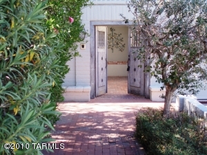 3811 E Calle Cortez  Tucson Arizona 85716
