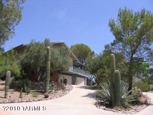 4330 N Via Sinuosa  Tucson Arizona 85745