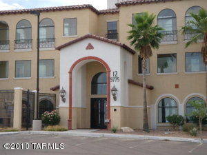 5775 S Camino Del Sol  Green Valley Arizona 85622