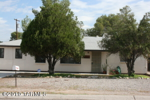 6251 E Sylvane  Tucson Arizona 85711