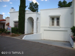 2822 W Magee  Tucson Arizona 85742