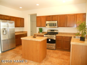 927 W Via De Gala  Sahuarita Arizona 85629