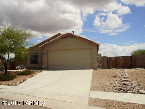 Tucson Home 2 br/2 ba