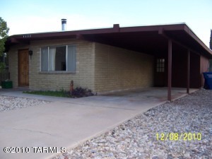 9400 E Palm Tree  Tucson Arizona 85710