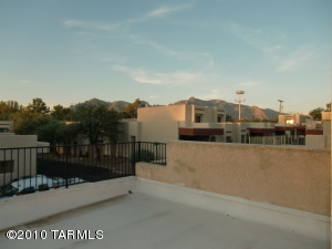 633 W Calle de las Lomitas  Tucson Arizona 85704