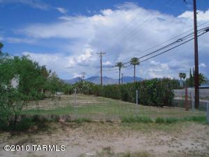  E Kilmer  Tucson Arizona 85711