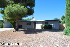 8672 E Olympic Club  Tucson Arizona 85710
