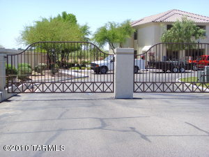 2550 E River Rd Tucson Arizona 85718