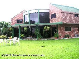 ROSAURA ISLA Casa En Venta En Valencia - Altos de Guataparo C&oacute;digo FLEX: 05-4340 No.1