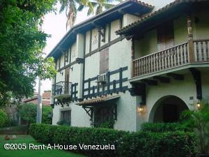 Venta - Casa En Maracaibo - Avenida Baraltimage fachada RAH:05-5838