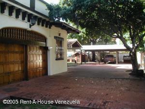 JUSMERI ESPINA Casa En Venta En Maracaibo - Avenida Baralt C&oacute;digo FLEX: 05-5838 No.2