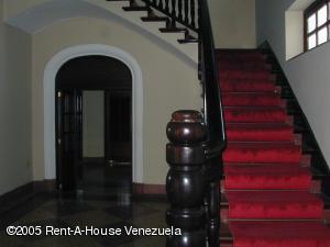 JUSMERI ESPINA Casa En Venta En Maracaibo - Avenida Baralt C&oacute;digo FLEX: 05-5838 No.4