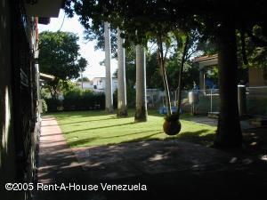 JUSMERI ESPINA Casa En Venta En Maracaibo - Avenida Baralt C&oacute;digo FLEX: 05-5838 No.8
