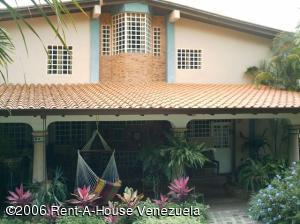 OSMAR GOMEZ Casa En Venta En Maracay - El Castaño C&oacute;digo FLEX: 06-1545 No.7