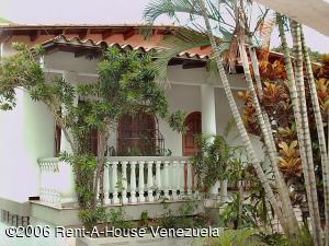 OSMAR GOMEZ Casa En Venta En Maracay - El Castaño C&oacute;digo FLEX: 06-5021