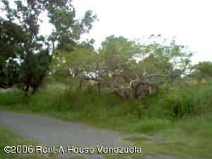 EILEEN CASTILLO Terreno  Venta Maracay Santa Rita FLEXMLS-06-5393