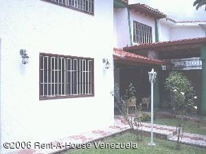 OSMAR GOMEZ Casa En Venta En Maracay - El Castaño C&oacute;digo FLEX: 06-5526 No.1