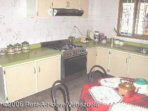 OSMAR GOMEZ Casa En Venta En Maracay - El Castaño C&oacute;digo FLEX: 06-5526 No.3