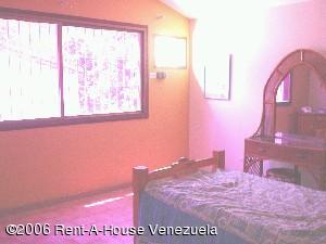 OSMAR GOMEZ Casa En Venta En Maracay - El Castaño C&oacute;digo FLEX: 06-5526 No.8