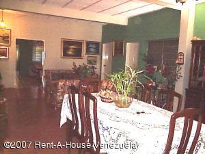 EILEEN CASTILLO Casa En Venta En Maracay - La Barraca Código FLEX: 07-236 No.4