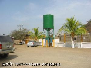 EILEEN CASTILLO Galpon - Deposito En Venta En Cagua - Carretera Nacional Código FLEX: 07-1479 No.1