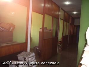 MARIA ALBA GIORDANO Edificio Venta Valencia La Candelaria FLEXMLS-07-1506