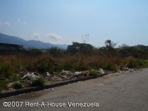 GICELA MORA Terreno Industrial En Venta En Guatire - Guatire C&oacute;digo FLEX: 07-400 No.2