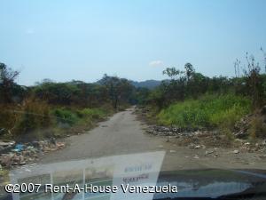GICELA MORA Terreno Industrial En Venta En Guatire - Guatire C&oacute;digo FLEX: 07-400 No.3