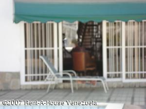 OSMAR GOMEZ Townhouse En Venta En Maracay - El Castaño C&oacute;digo FLEX: 07-3853 No.7