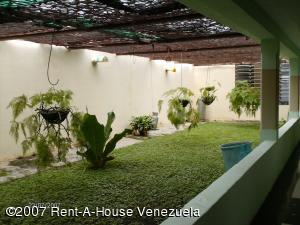 OSMAR GOMEZ Casa En Venta En Maracay - El Limon C&oacute;digo FLEX: 07-3859 No.2