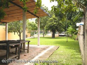 OSMAR GOMEZ Casa En Venta En Maracay - El Limon C&oacute;digo FLEX: 07-3859 No.4