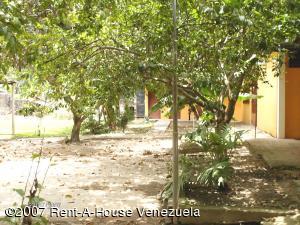 OSMAR GOMEZ Casa En Venta En Maracay - El Limon C&oacute;digo FLEX: 07-3859 No.5