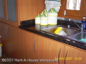 CARMI�A & ASOCIADOS Casa En Venta En Maracaibo - Las Delicias C&oacute;digo FLEX: 07-4077 No.9