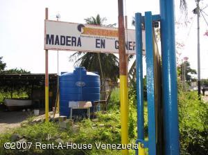 REAL & BUSINESS BROKER&acute;S C.A Terreno Industrial En Venta En Ciudad Ojeda - Intercomunal C&oacute;digo FLEX: 07-5973 No.4
