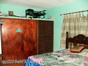 EILEEN CASTILLO Casa En Venta En Maracay - La Coromoto Código FLEX: 07-6294 No.8