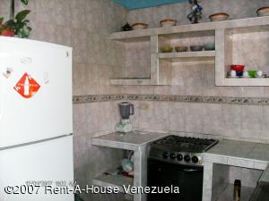EILEEN CASTILLO Casa En Venta En Maracay - La Coromoto Código FLEX: 07-6294 No.7