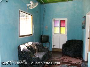 EILEEN CASTILLO Casa En Venta En Maracay - La Coromoto Código FLEX: 07-6294 No.5
